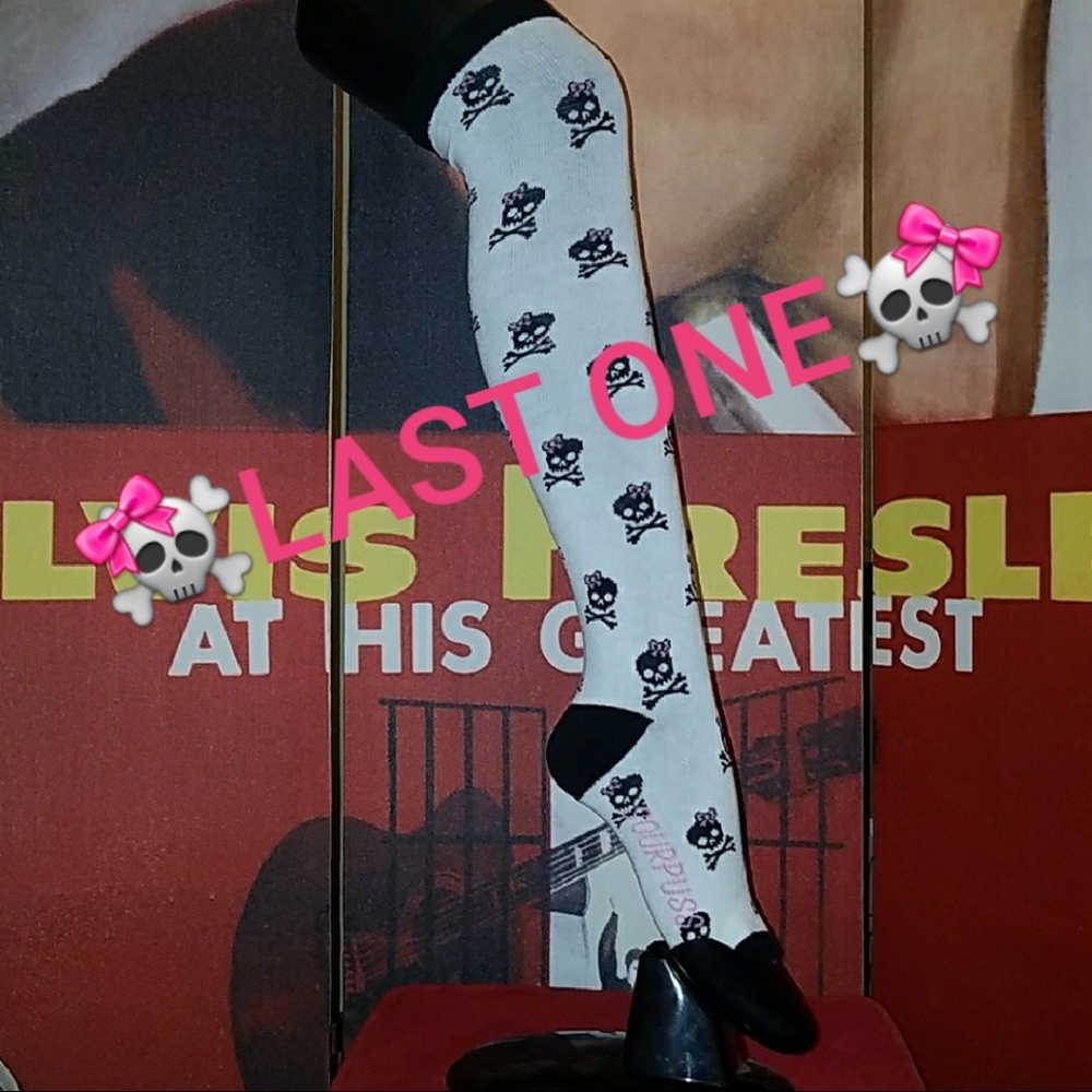 Sourpuss Girlie Skulls Knee Socks Crossbones Bow - Picture 1 of 6